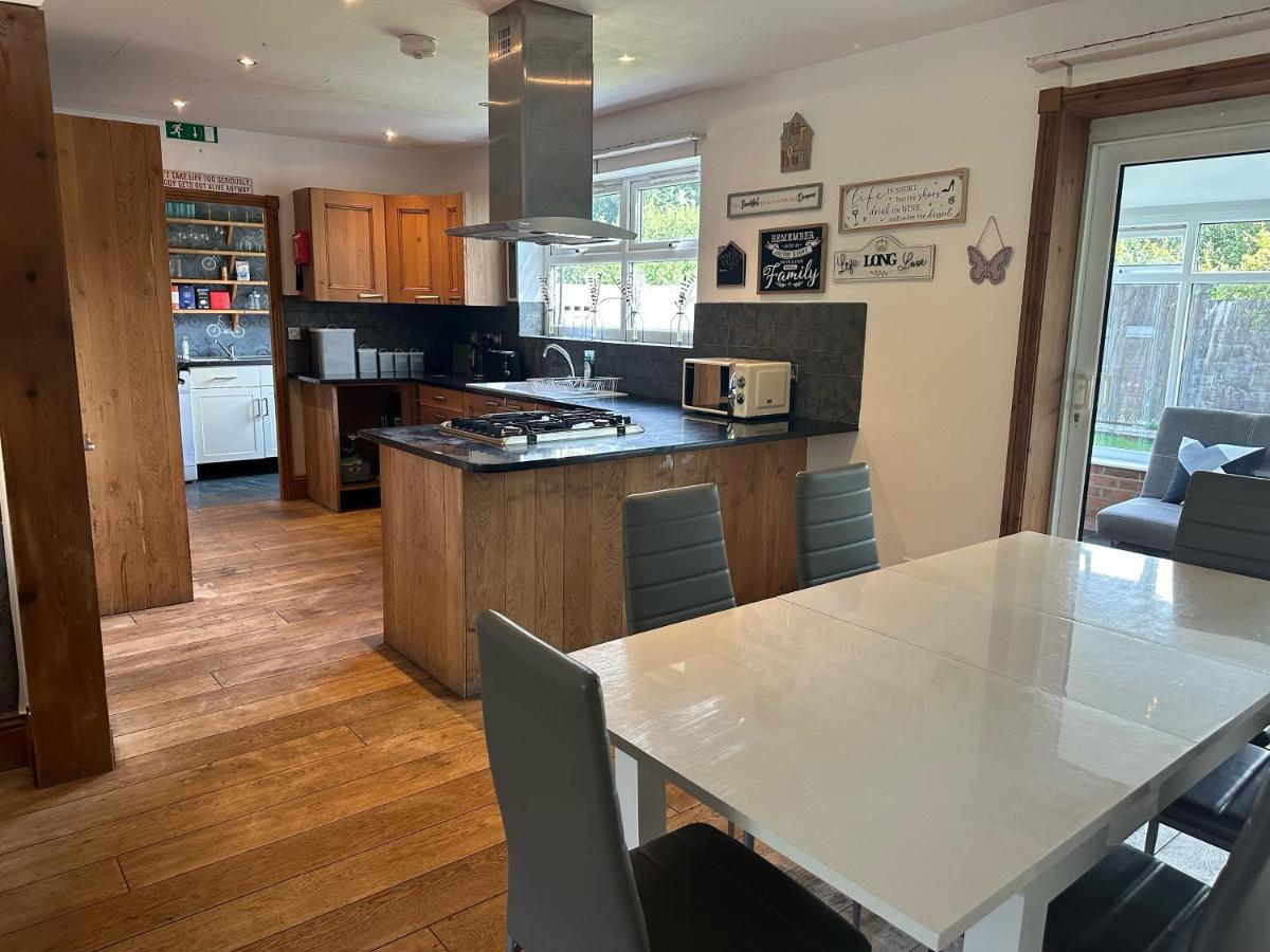 Corner House - Quiet Cul-de-sac Holiday home York